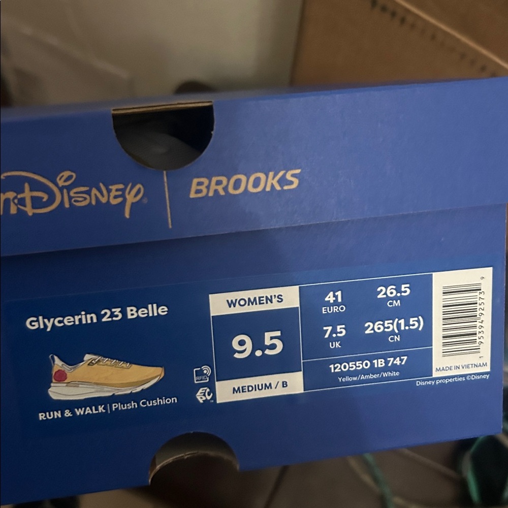 Brooks Disney Glycerin 23 Belle running shoes Yellow/White with Pink Rose Accent - Picture 2 of 3